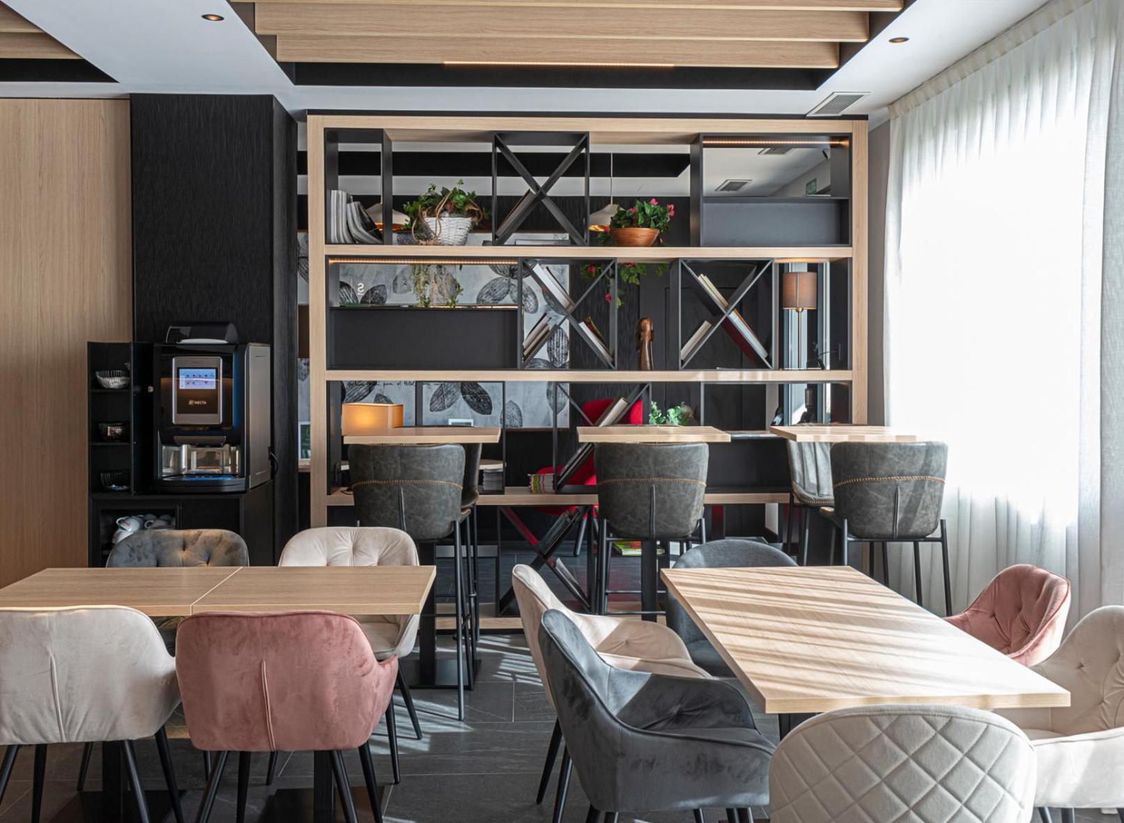 Sercotel Plana Suites Vall de Uxó Eksteriør bilde